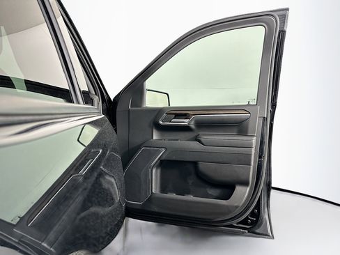 Used 2024 GMC Sierra 1500 Elevation image 32