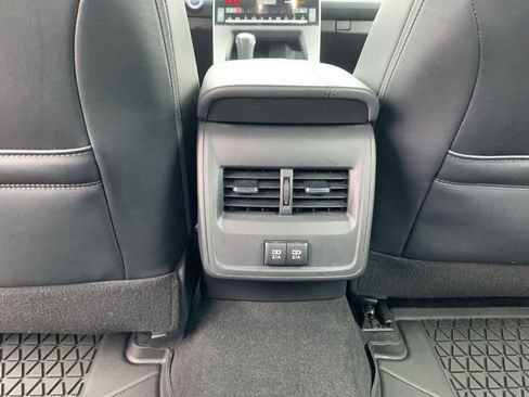 Used 2019 Toyota Avalon XSE image 14