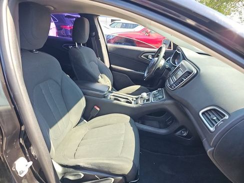Used 2016 Chrysler 200 LX FWD image 6