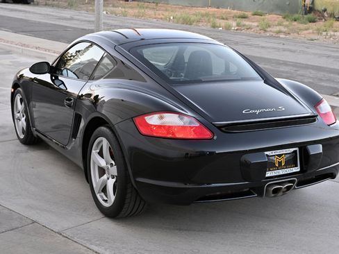 Used 2006 Porsche Cayman S RWD image 5