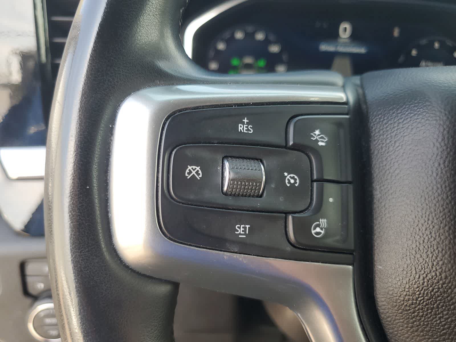 Used 2025 Chevrolet Silverado 1500 LT AWD/4WD image 20