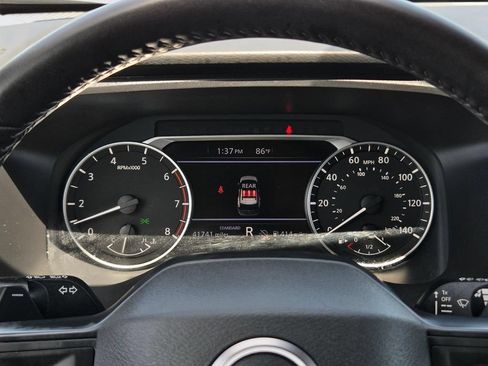 Used 2025 Nissan Rogue SV FWD image 27