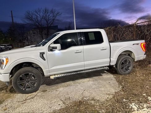 Used 2022 Ford F150 Lariat image 8