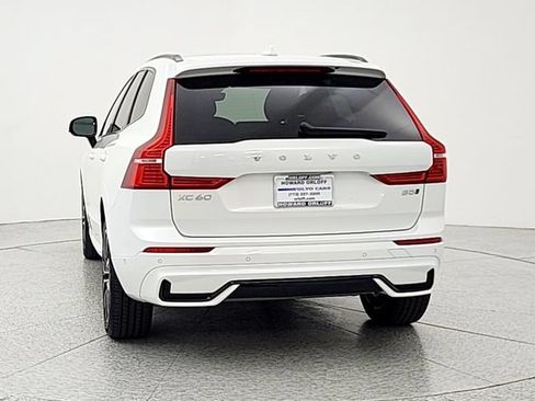 Certified 2023 Volvo XC60 B5 Plus w/ Climate Package AWD/4WD image 6