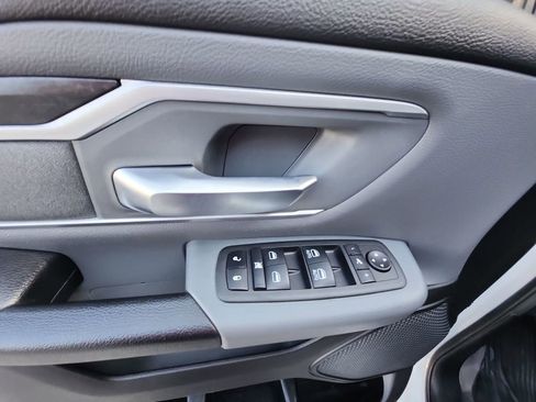 Used 2023 RAM 1500 Big Horn image 27