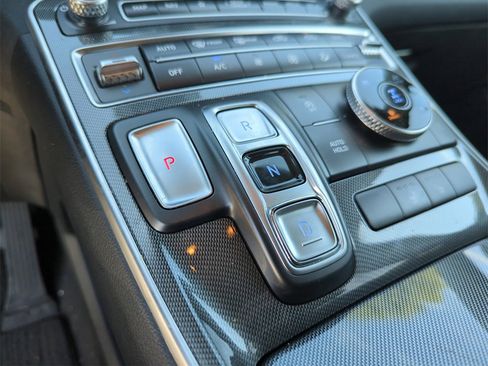 Used 2023 Hyundai Santa Fe SEL image 33