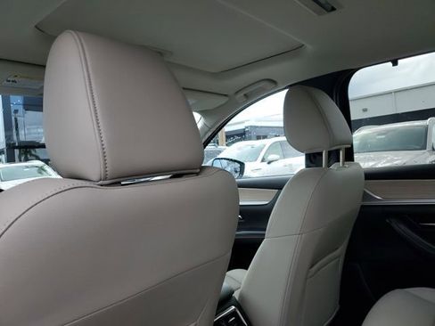 New 2026 MAZDA CX-90 Plug-In Hybrid w/ Preferred image 9