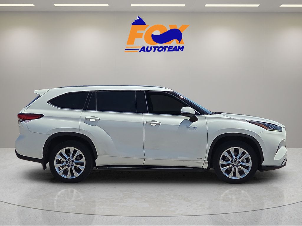 Used 2020 Toyota Highlander Limited AWD/4WD image 5