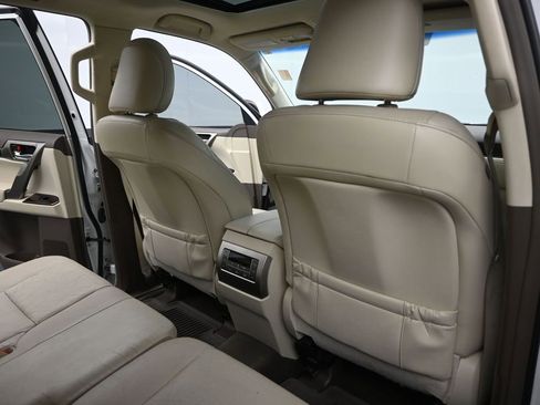 Used 2014 Lexus GX 460 image 12