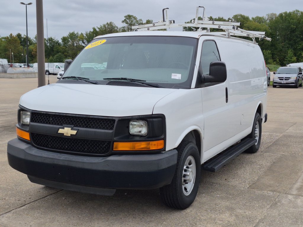 Used 2015 Chevrolet Express 2500 RWD image 3