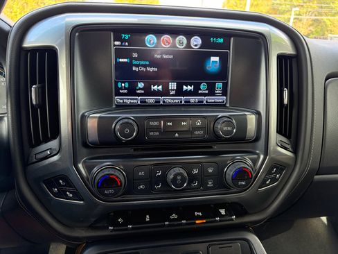 Used 2019 Chevrolet Silverado 2500 LTZ w/ Duramax Plus Package image 30