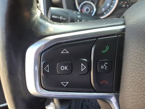 Used 2019 RAM 1500 Laramie image 43