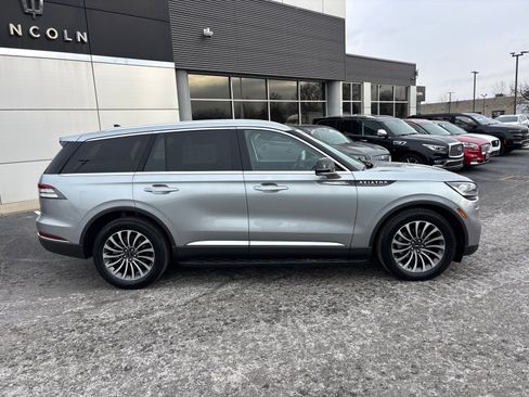 Certified 2023 Lincoln Aviator AWD w/ Premium Package image 8