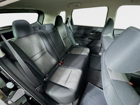 New 2026 Nissan Rogue SV image 25