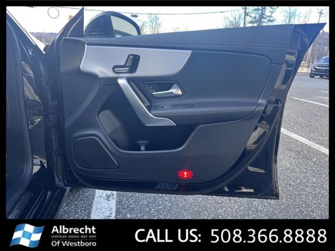 Used 2025 Mercedes-Benz CLA 250 4MATIC image 20