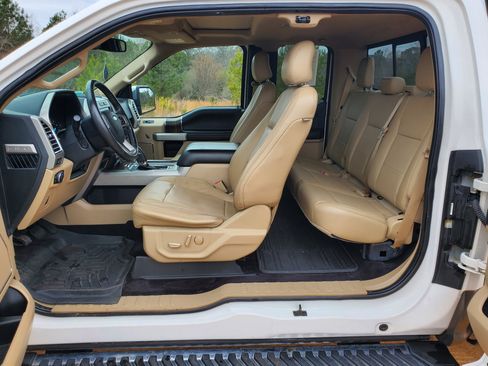 Used 2016 Ford F150 Lariat w/ Equipment Group 502A Luxury image 24