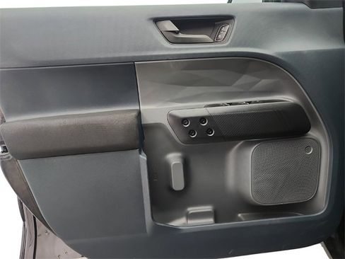 Used 2022 Ford Maverick XL image 15