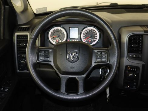 Used 2018 RAM 1500 Express w/ Express Value Package image 19