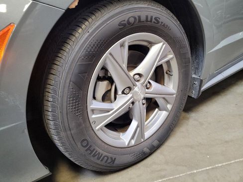 Used 2023 Hyundai Sonata SE FWD image 31