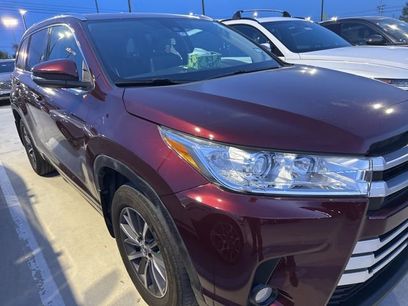 Used 2018 Toyota Highlander XLE
