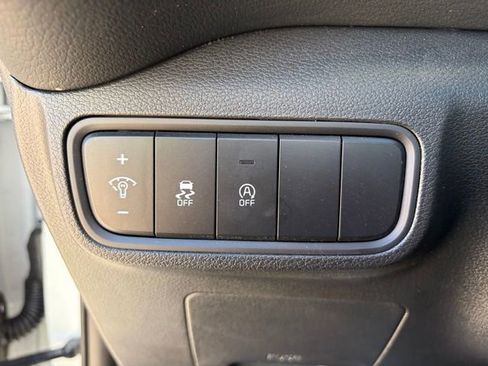 Used 2025 Kia Soul LX image 21