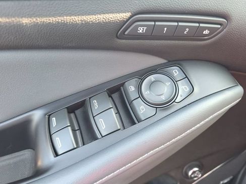 Used 2018 Buick Enclave Premium FWD image 30