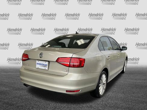 Used 2015 Volkswagen Jetta SE image 10
