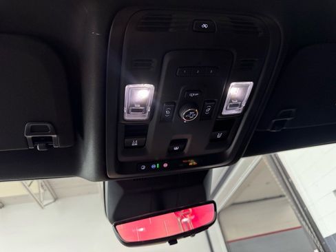 Used 2021 Cadillac Escalade ESV Sport w/ LPO, Illumination Package image 28