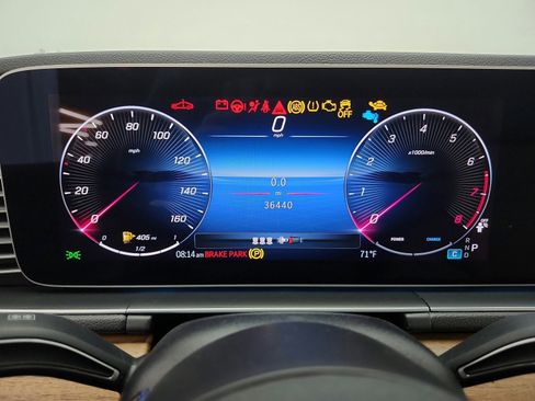 Used 2024 Mercedes-Benz GLE 350 4MATIC image 9