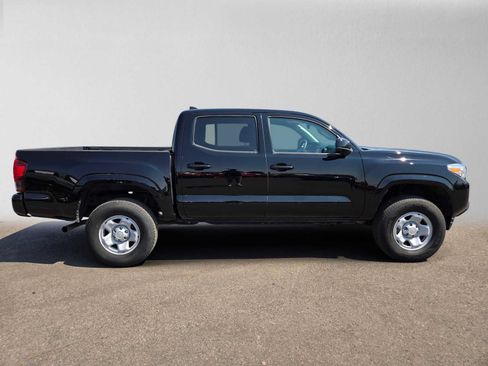 Certified 2023 Toyota Tacoma SR AWD/4WD image 2