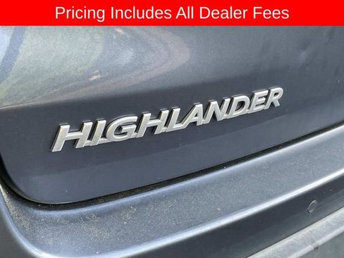 Used 2017 Toyota Highlander Limited Platinum FWD image 8
