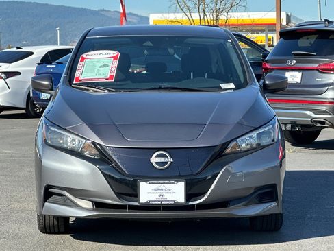 Used 2023 Nissan Leaf S image 9