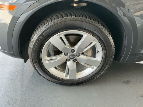 Used 2018 Audi Q5 2.0T Premium AWD/4WD image 26