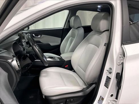 Used 2023 Hyundai Kona Limited image 10