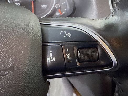 Used 2017 Audi Q5 2.0T Premium image 15