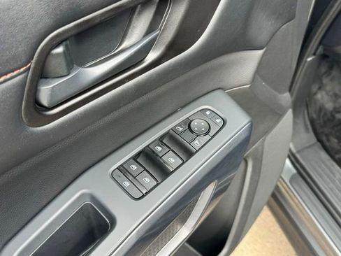 Used 2023 Nissan Pathfinder Rock Creek image 11