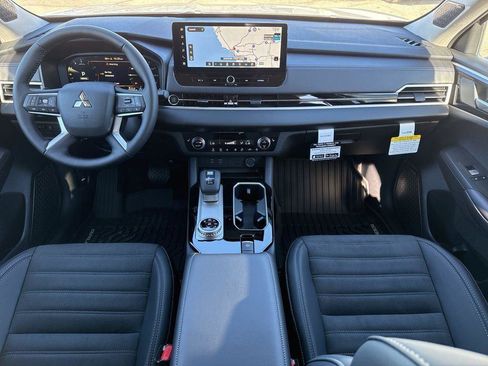 New 2026 Mitsubishi Outlander SE FWD image 20