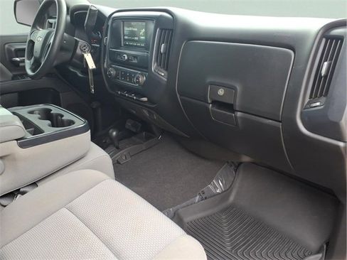 Used 2018 Chevrolet Silverado 1500 Custom w/ Custom Convenience Package image 23