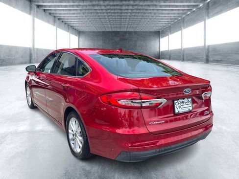 Used 2019 Ford Fusion SEL FWD image 3
