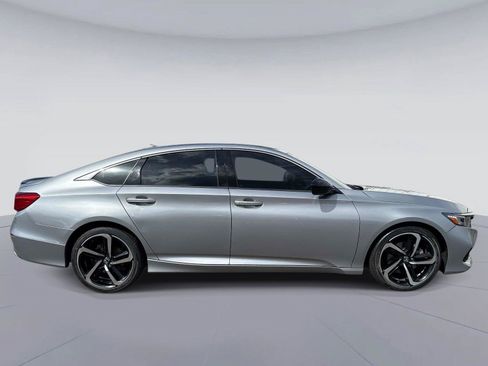Certified 2022 Honda Accord Sport image 2