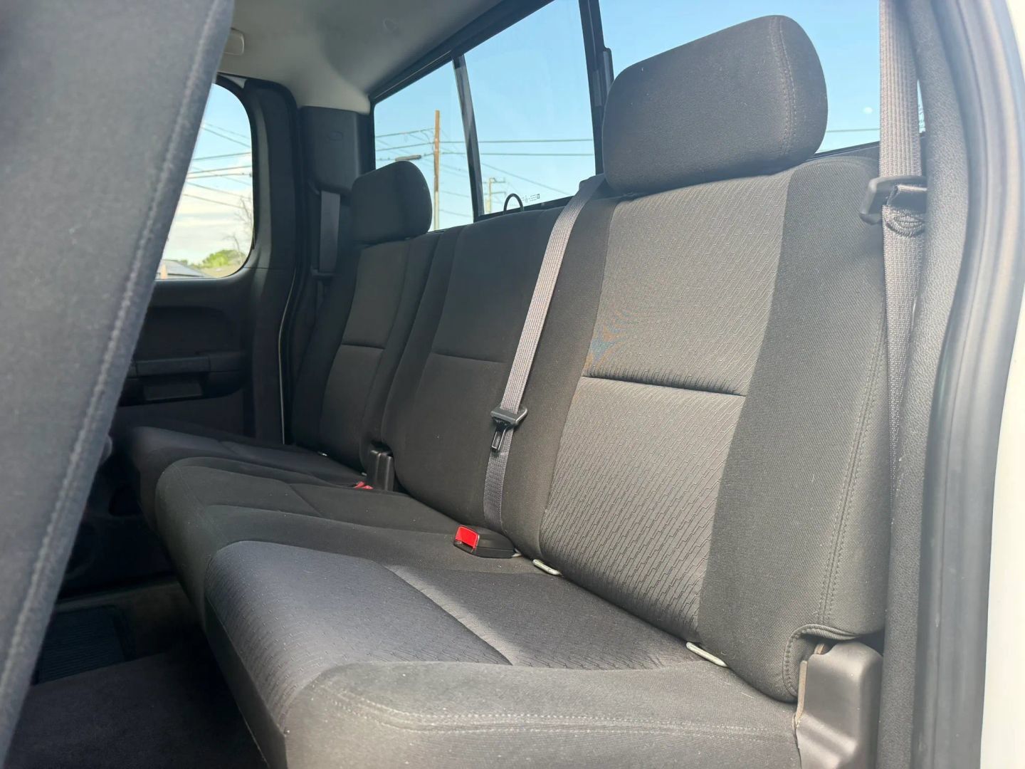 Used 2011 GMC Sierra 2500 SLE w/ SLE Preferred Package AWD/4WD image 13