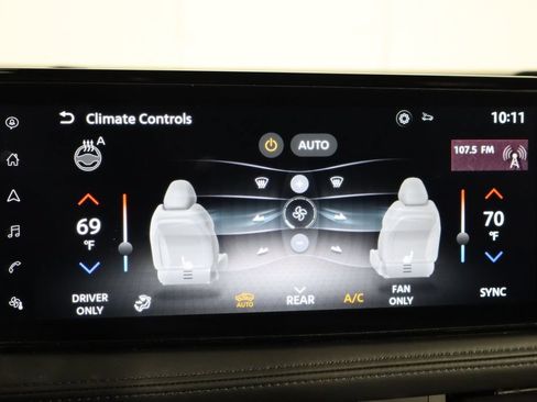 Used 2023 Nissan Ariya FWD image 30