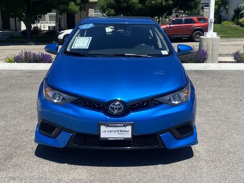 Used 2017 Toyota Corolla iM w/ All-Weather Mat Package FWD image 9