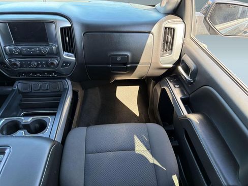 Used 2018 Chevrolet Silverado 1500 LT w/ Texas Edition image 29