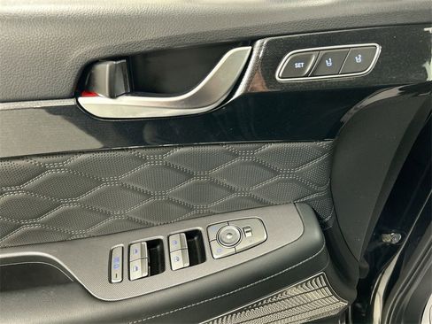 Used 2021 Hyundai Palisade Calligraphy image 11