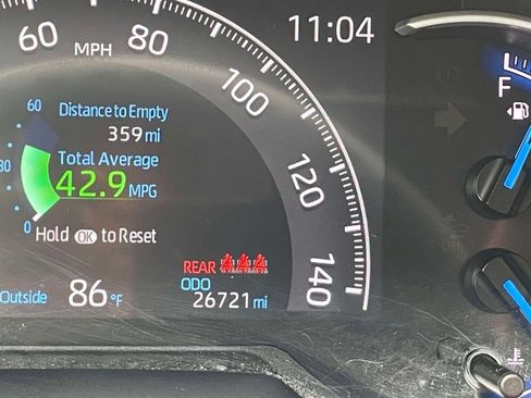 Used 2023 Toyota RAV4 LE AWD/4WD image 22