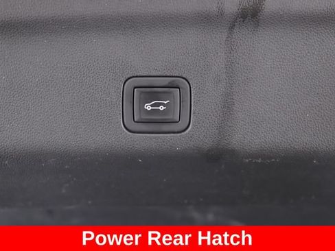 Used 2023 GMC Yukon XL SLT w/ SLT Luxury Package AWD/4WD image 33