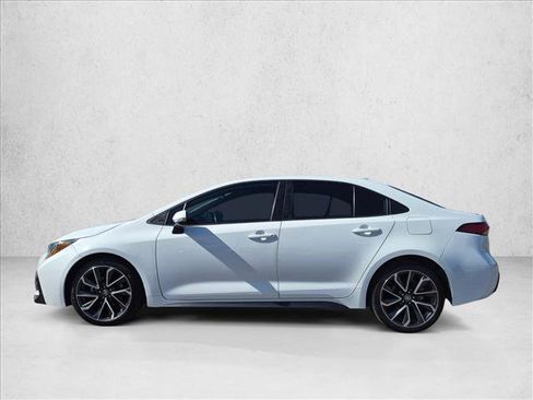 Used 2022 Toyota Corolla XSE w/ Carpet Mat Package (TMS) FWD image 9