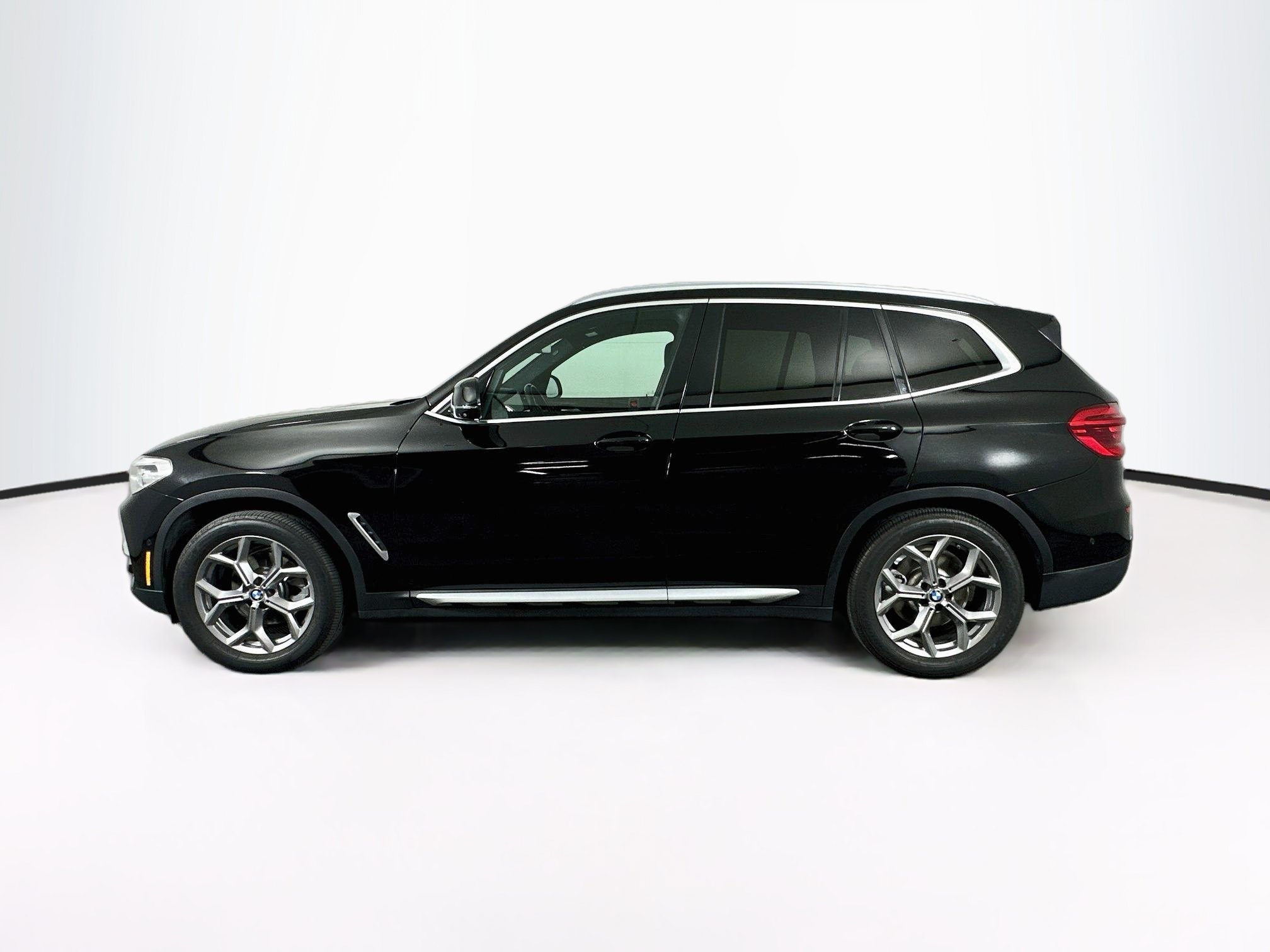 Used 2020 BMW X3 sDrive30i w/ Premium Package RWD image 4