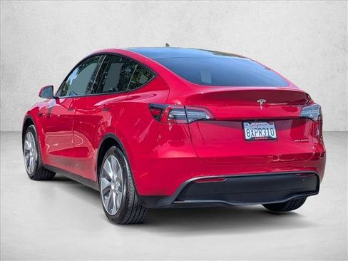 Used 2021 Tesla Model Y Long Range AWD/4WD image 8